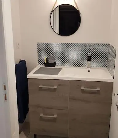 דירה Meuble En Sous-sol En Plein Centre *