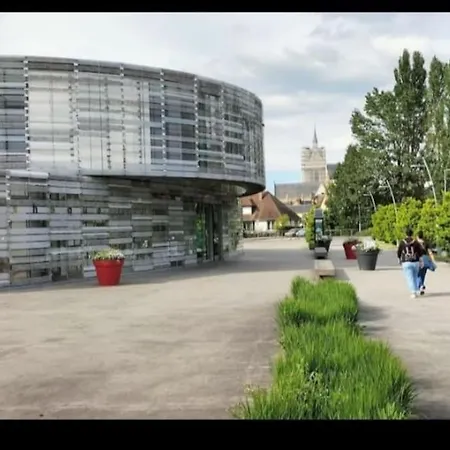 Meuble En Sous-sol En Plein Centre * La Ferté-Bernard